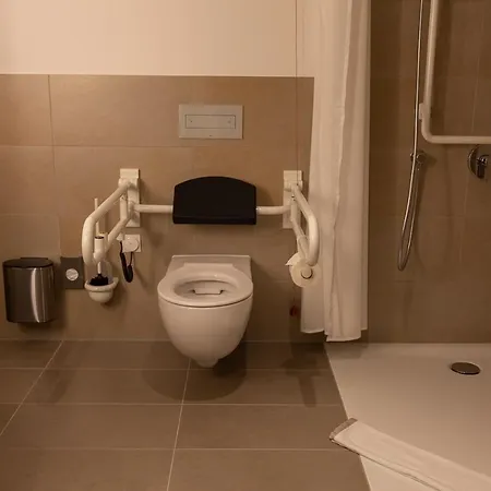 Treff Punkt Szálloda Wiesbaden