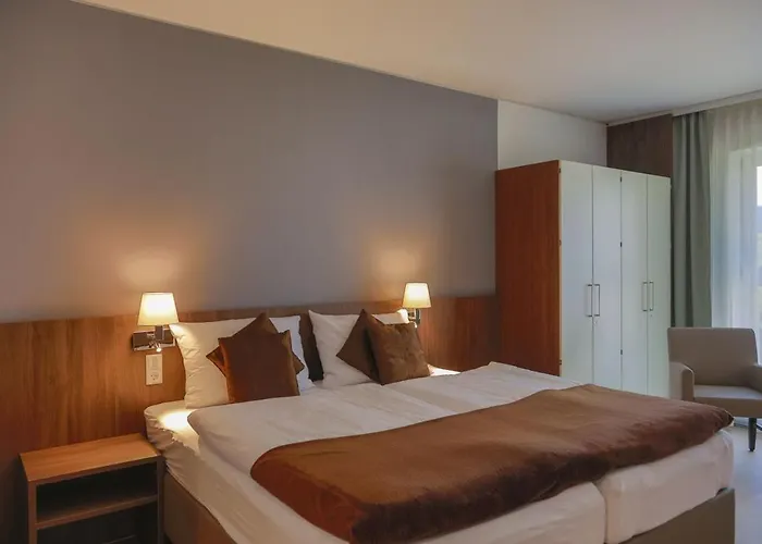 Hotel Treff Punkt 3*